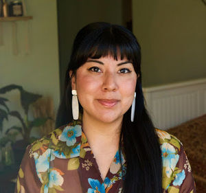 Meet your Posher, Josee